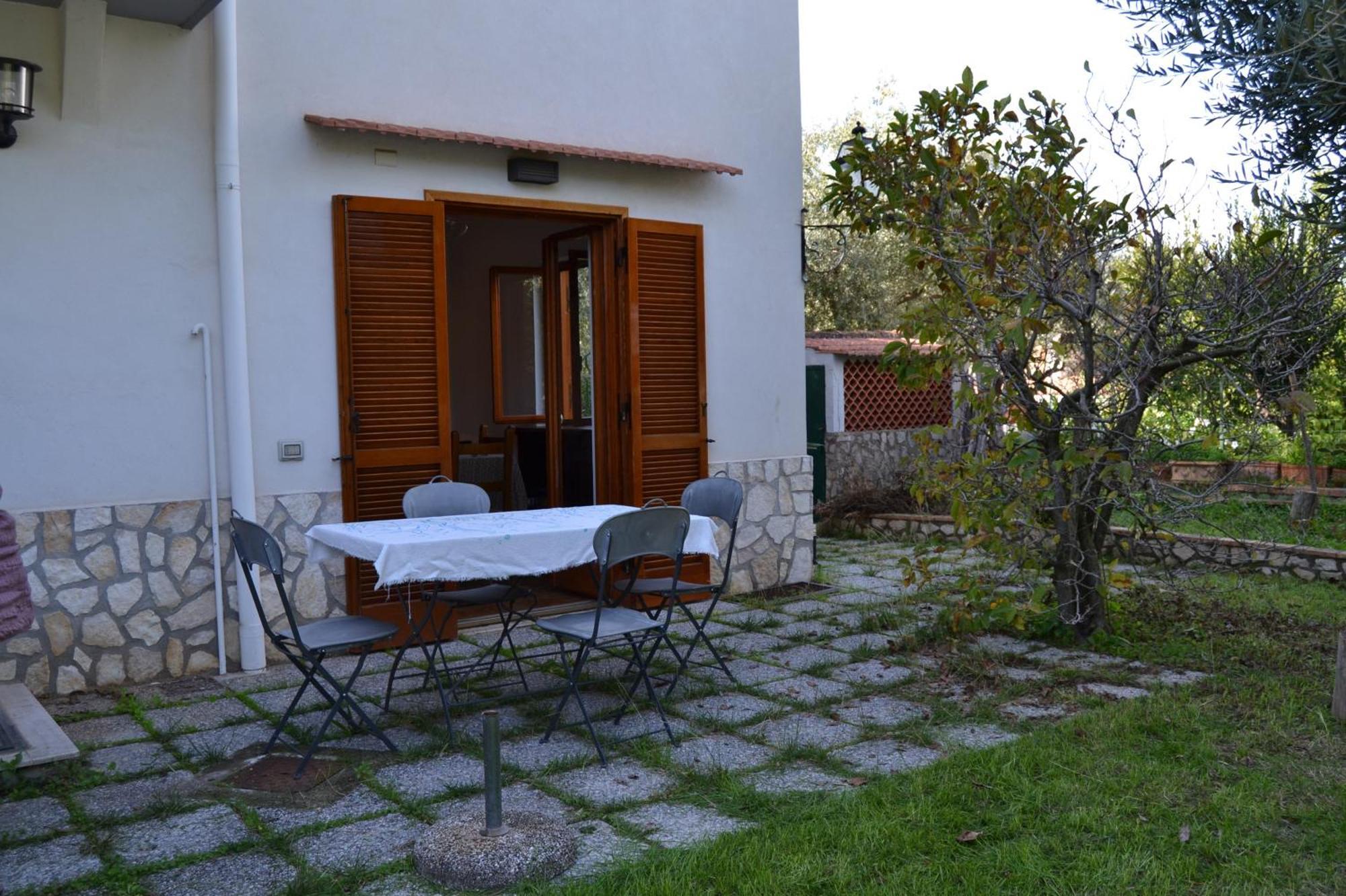 Apartamento Le Gemelle Vico Equense Exterior foto